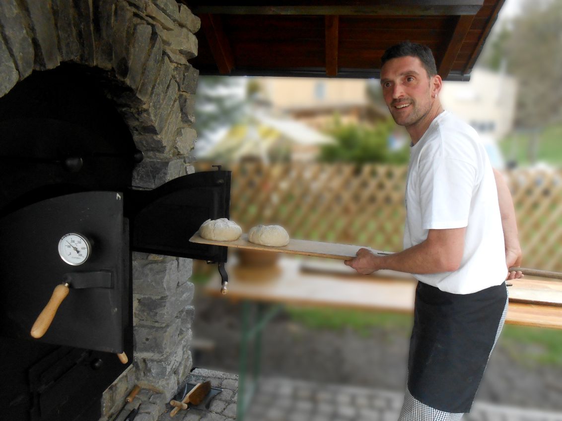 rico holzbackofen